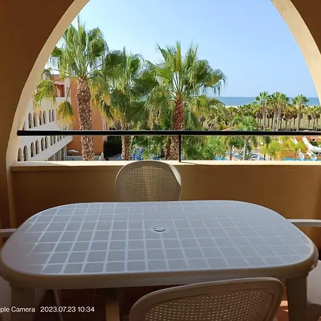 Apartamento Primera Linea De Playa Isla Canela Exterior photo